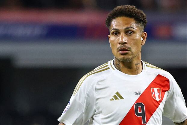 Paolo Guerrero anunció su retiro de la selección peruana