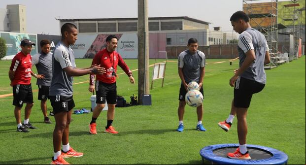 La Selección Peruana estuvo trabajando en la Videna antes de viajar a Asia. (Foto: Selección Peruana)
