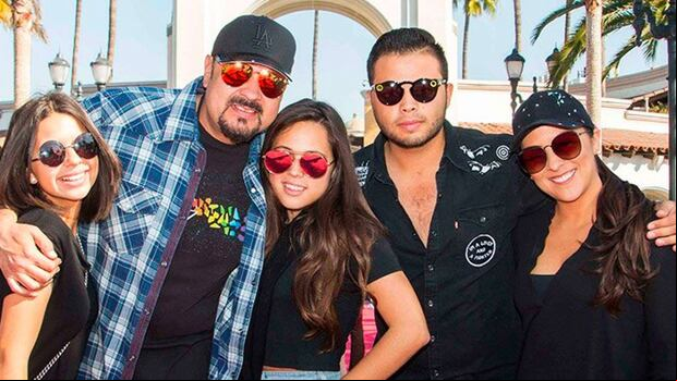Pepe junto a su esposa Aneliz y sus hijos Aneliz, Leonardo y Ángela (Foto: Aneliz Aguilar / Instagram)