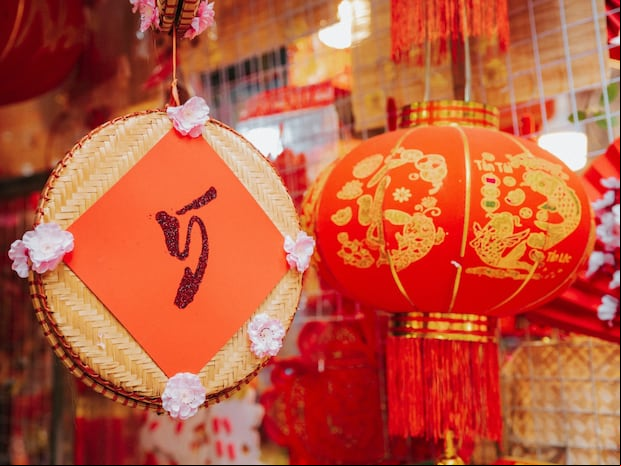 El color rojo en el Año Nuevo Chino simboliza la felicidad, el éxito y la buena fortuna. (Foto: Pexels)
