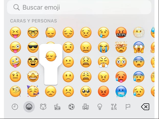 WHATSAPP | ¿Por qué se mueve de manera horizontal? Pues aquí te digo qué significa este emoji de WhatsApp. (Foto: MAG - Rommel Yupanqui)