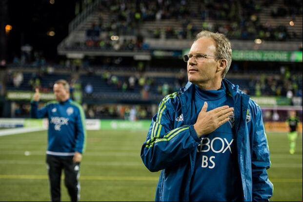 El estadounidense Brian Schmetzer es el entrenador actual del Seattle Sounders. (Foto: Getty)