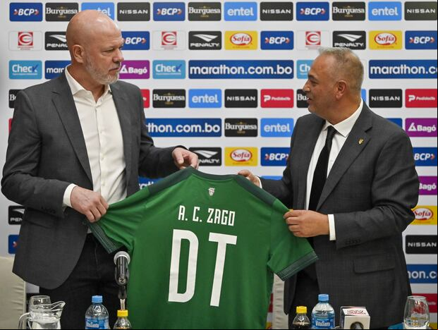 Antonio Carlos Zago asumió la dirección técnica de Bolivia desde el 31 de octubre, con el objetivo de llevar al equipo al próximo Mundial. (Foto: AFP)