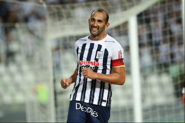 Hernán Barcos, titular en Alianza Lima vs Universitario