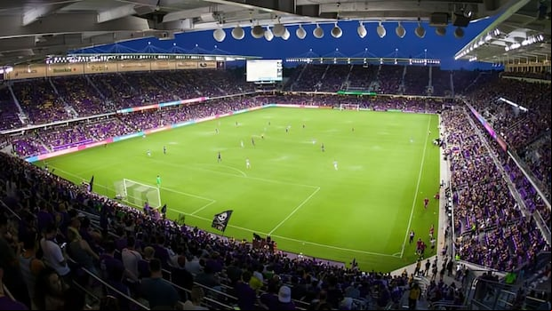 Los asientos del Exploria Stadium están hechos de plástico reciclado, contribuyendo a las iniciativas de sostenibilidad y cuidado del medio ambiente del recinto. (Foto; Agencias).