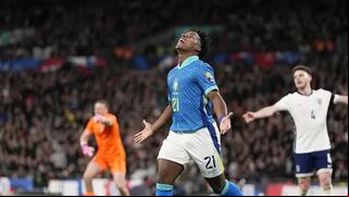 Brasil le ganó 1-0 a Inglaterra con gol del juvenil Endrick en Wembley
