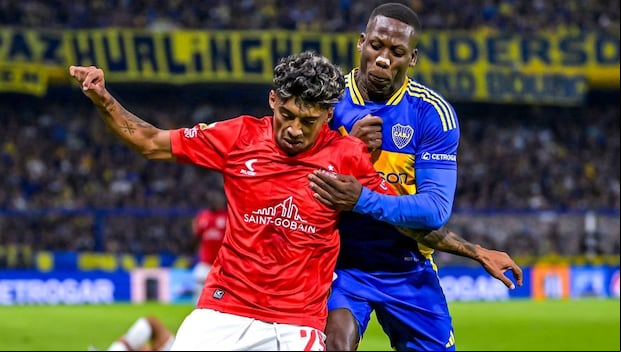 Luis Advíncula jugó el partido completo frente a Estudiantes de La Plata. (Foto: Getty Images)