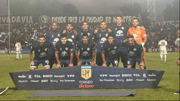 Independiente de Rivadavia llega de empata 2-2 ante Independiente en condición de local. (Foto: X)