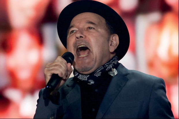 Rubén Blades cautivó a miles de mexicanos en la verbena de Año Nuevo (Foto: AFP)