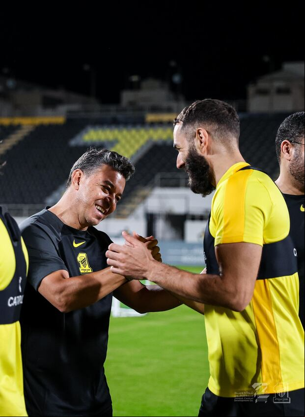 Marcelo Gallardo y Karim Benzema en Al Ittihad. (Foto: Al Ittihad)