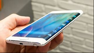 Samsung sin es curvos desde este modelo; por qué no funcionaron en el mercado