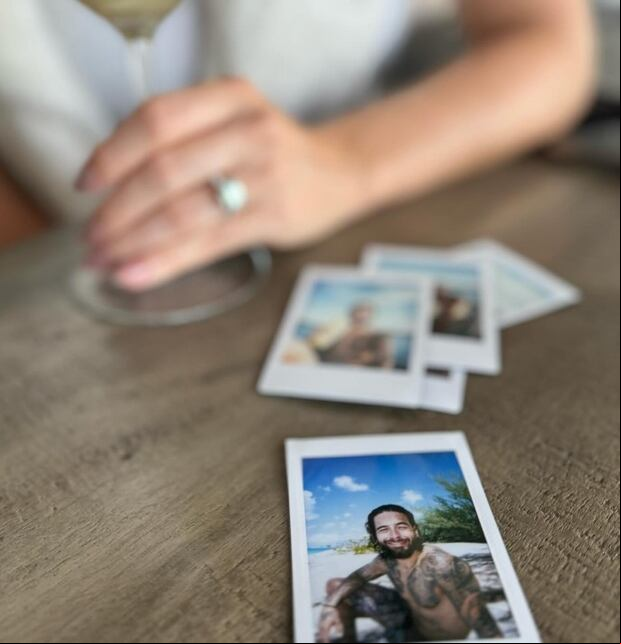 La foto que generó varios rumores de que Maluma ya se habría comprometido (Foto: Maluma/Instagram)