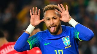 Neymar se une a Cristiano Ronaldo y le da con palo a la Ligue 1