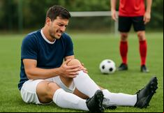 Día del Fútbol: cuáles son las lesiones más comunes en los aficionados al deporte y cómo evitarlas