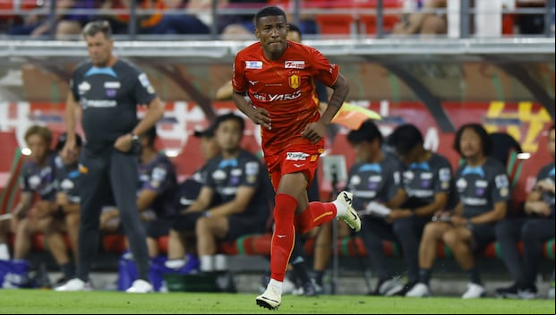 José Carabalí está cerca de fichar por Universitario. (Foto: Nagoya Grampus)