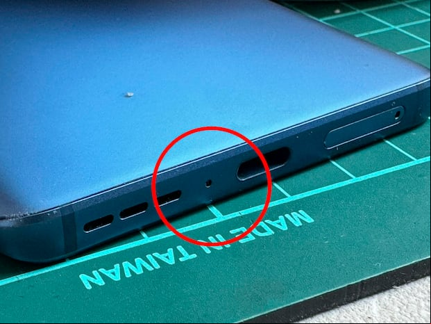 ANDROID | Este pequeño huequito no es nada más que el micrófono. (Foto: MAG - Rommel Yupanqui)