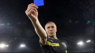 Tarjeta azul, cambios en el VAR y 5 innovaciones más: ¿se redefine el fútbol este sábado?