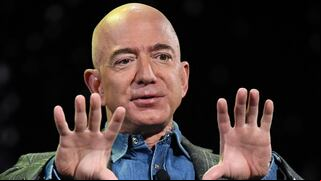 Jeff Bezos: las lecciones de su primer trabajo en McDonald’s que le ayudaron a ser rico