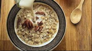 Mezcla la avena con estos alimentos y podrás ganar masa muscular