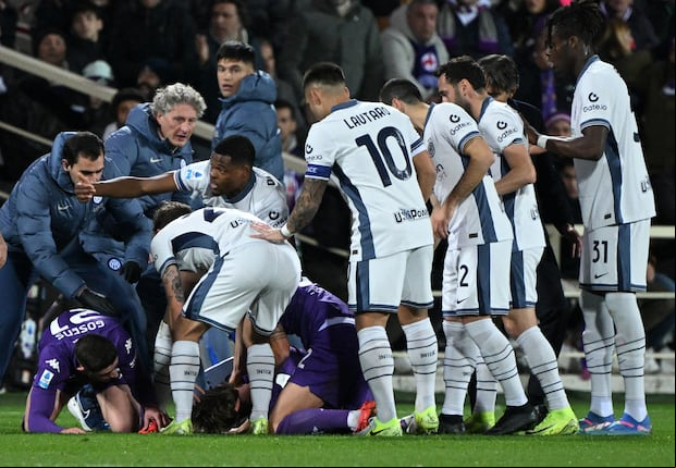 Edoardo Bove cayó desplomado en el campo de juego durante el partido entre Fiorentina e Inter. (Foto: Agencias)
