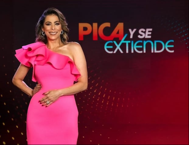 Lourdes Stephen conducen junto a Carlos Adyan esta nueva etapa de "Pica y se extiende" (Foto: Telemundo)
