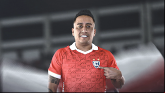Christian Cueva renovó con Cienciano y jugará en la Noche del Rojo imperial