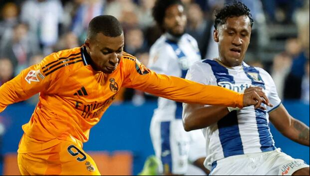 Renato Tapia tuvo mucha continuidad a lo largo de la temporada. (Foto: Getty Images)