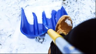Qué monto pagan en Nueva York por remover nieve en invierno y cómo postular a este empleo