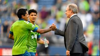 DT de Seattle Sounders mandó mensaje a Raúl Ruidíaz: “Me gustaría conservarlo”