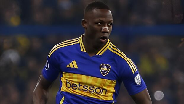 Luis Advíncula llegó a Boca Juniors a mediados de 2021. (Foto: Getty Images)