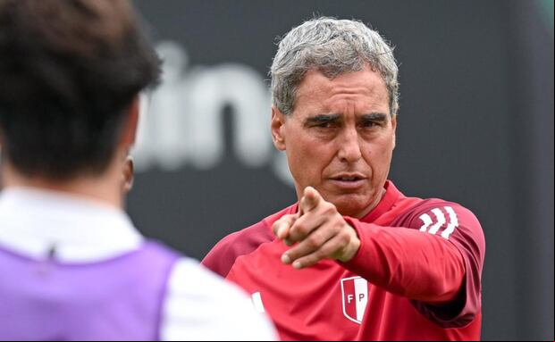 'Chemo' del Solar asumió la Unidad Técnica de Menores de la FPF a mediados del 2022. (Foto: FPF)