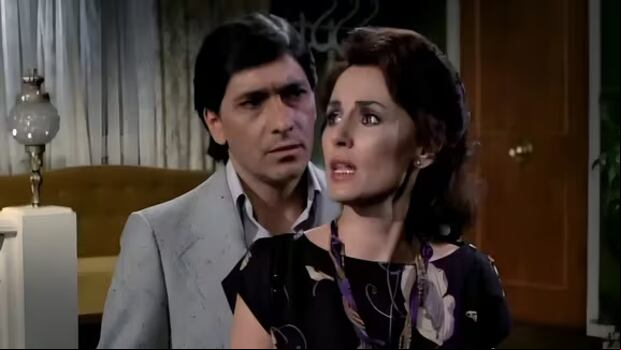 Helena Rojo y Juan Ferrera fueron protagonistas de "Misterio" (Foto: YouTube)