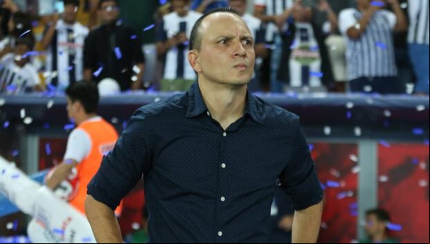 Alejandro Restrepo registra tres derrotas en siete partidos oficiales con Alianza Lima. (Foto: GEC)