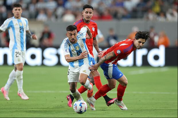 Chile perdió ante Argentina en la fecha 7 de las Eliminatorias 2026. (Foto: AFP)