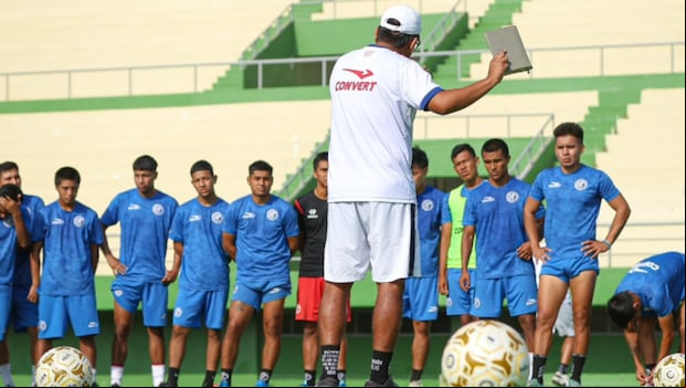 Deportivo Municipal se prepara para recibir a Alianza Lima en Chorrillos.