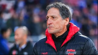 ¿Pega la vuelta? El chileno Mario Salas se suma como candidato a dirigir a Sporting Cristal