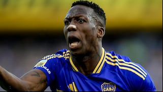 Salió lesionado en Boca y recibe críticas: la mirada de la prensa argentina al nivel de Luis Advíncula