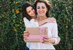 Las mejores opciones de regalo por el “Día de la Madre” según su signo del zodiaco