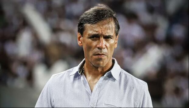 En diálogo con la prensa, el estratega argentino destacó la propuesta del rival.