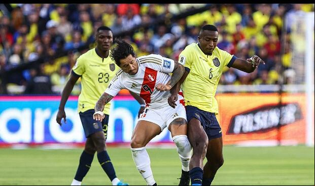Ecuador recibió sanción de FIFA por inadecuado comportamiento de su hinchada. (Foto: Getty Images)