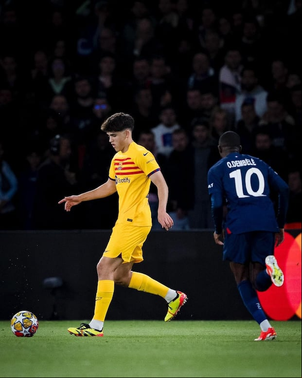 Pau Cubarsí jugó en la eliminatoria de Champions contra el PSG. (Foto: Getty Images)