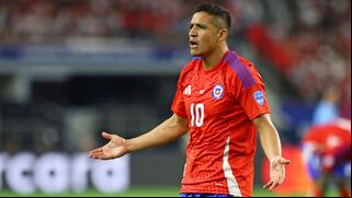 Dolor de cabeza para Gareca: Alexis Sánchez se perderá la fecha doble de octubre con Chile