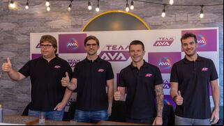 Raúl Orlandini, Mario Hart, Alex Heilbrunn y Lucho Mendoza son los flamantes integrantes del Team Ava