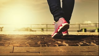 ¿Cuántos pasos necesitas dar cada día para perder peso y prevenir enfermedades?