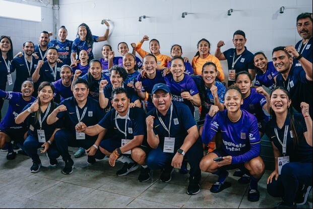 Alianza Lima recuperó el título en la temporada 2024 venciendo a Universitario en la final. (Foto: Alianza Lima)
