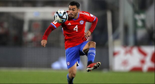 Gabriel Suazo lleva 29 partidos con Chile. (Foto: AFP)