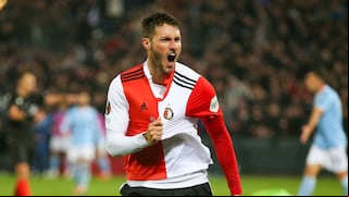 ¿Qué clubes gigantes de Europa están interesados en contar con Santiago Giménez?