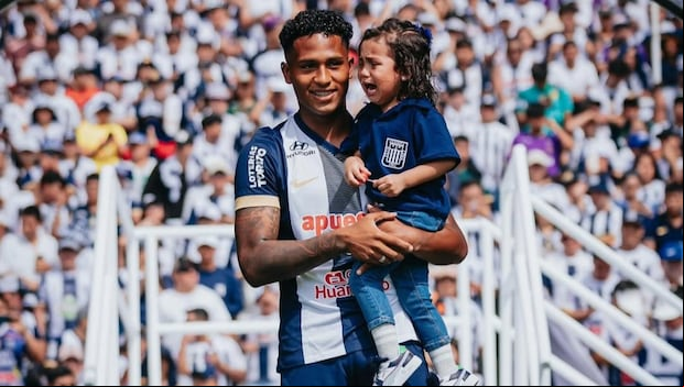 Jhoao Velásquez lleva cuatro partidos oficiales con Alianza Lima. (Foto: Alianza Lima)
