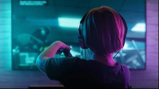 Consejos para que tus sesiones gamer no afecten tu salud ni estado mental