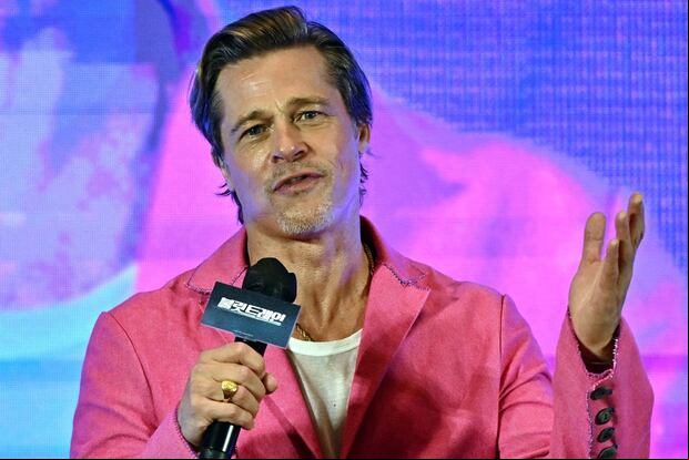 Brad Pitt reacciona durante un evento de alfombra roja para promocionar su película "Bullet Train" en Seúl el 19 de agosto de 2022 (Foto: Jung Yeon-je / AFP)